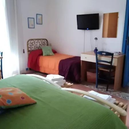 Soleluna Della Solidarieta Oda ve Kahvaltı 4*