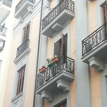 Oda ve Kahvaltı Soleluna Della Solidarieta Palermo