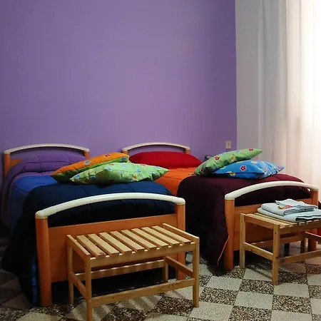 Oda ve Kahvaltı Soleluna Della Solidarieta Palermo